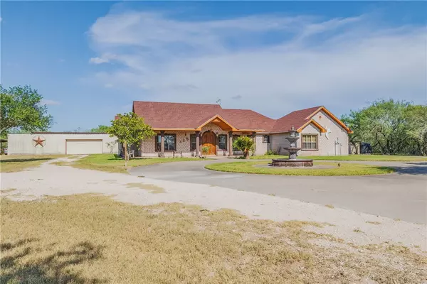 Alice, TX 78332,738 County Road 137 ST