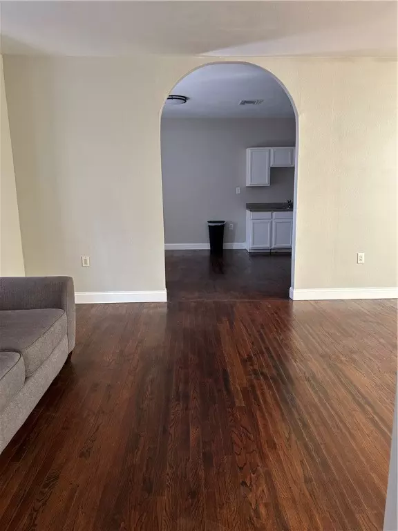 Aransas Pass, TX 78336,358 S Commercial ST #2