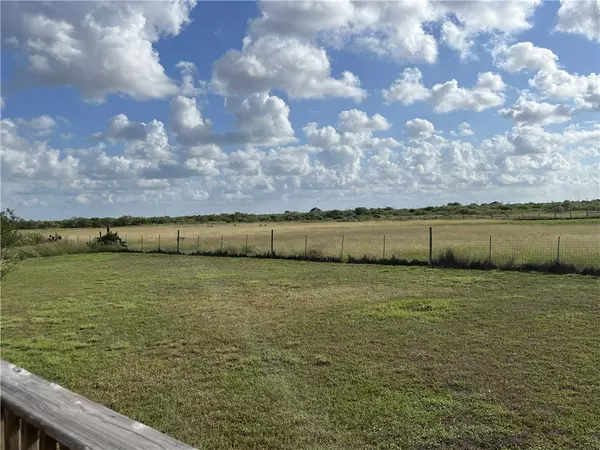 Taft, TX 78390,4422 County Road 1177