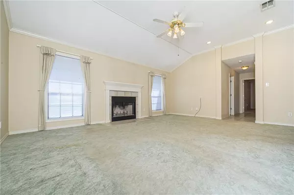 Pettus, TX 78146,10416 N 7th ST