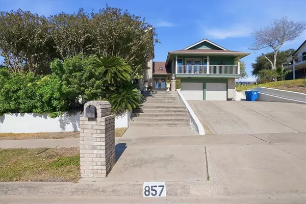 Portland, TX 78374,857 Cliff DR