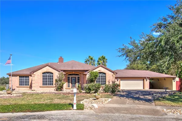 114 Horn DR, Odem, TX 78370