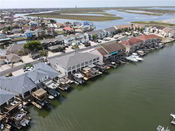 Corpus Christi, TX 78418,15309 Bonasse CT