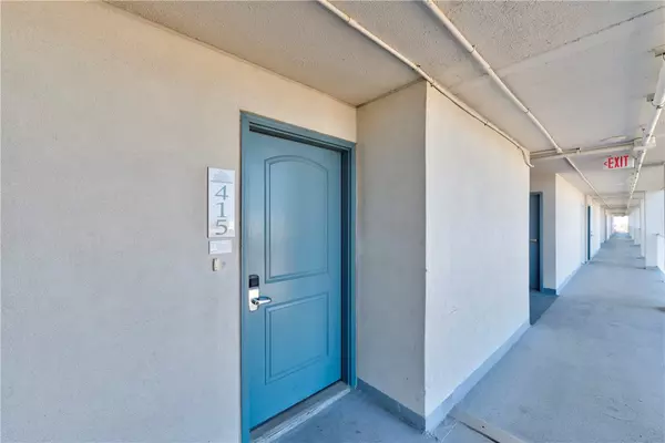 Port Aransas, TX 78373,800 Sandcastle DR #415