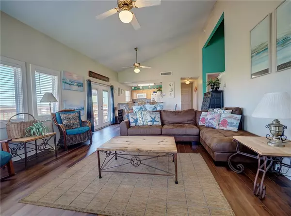 Port Aransas, TX 78373,6877 State Highway 361 #28