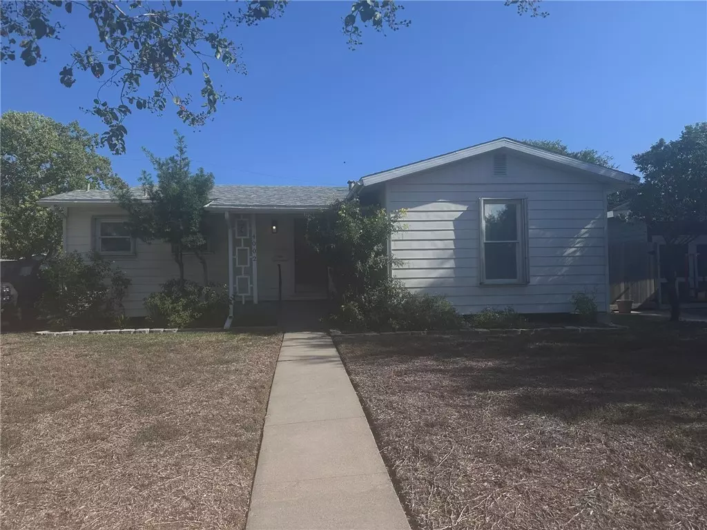 Corpus Christi, TX 78411,4002 Lowman ST