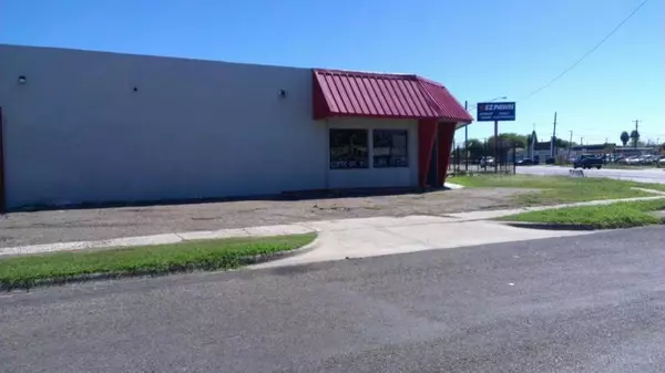 Corpus Christi, TX 78405,3718 Baldwin BLVD