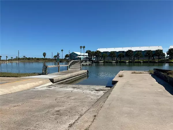 Rockport, TX 78382,2290 N Fulton Beach Rd #B-319