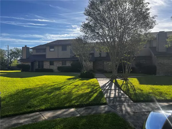 5180 Middlecoff #A, Corpus Christi, TX 78413