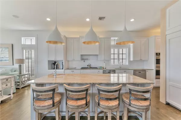 Port Aransas, TX 78373,220 Seaside DR