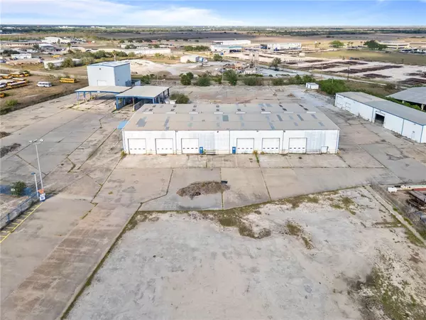 Alice, TX 78332,1126 Airport RD