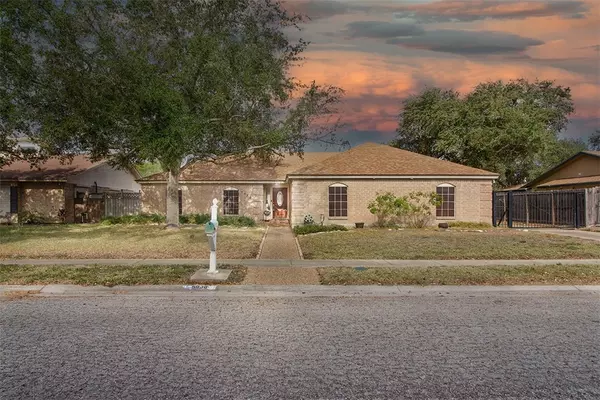 5938 Crooked Creek DR, Corpus Christi, TX 78414