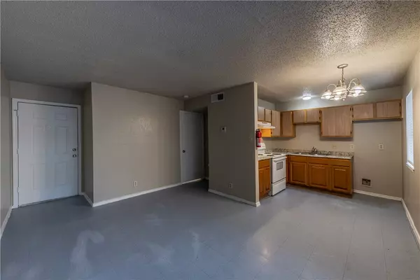 San Antonio, TX 78201,1634 W Woodlawn AVE