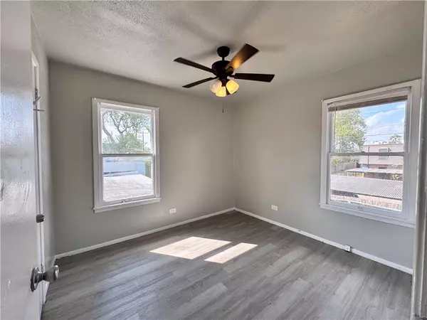 Corpus Christi, TX 78404,3120 Santa Fe ST #7