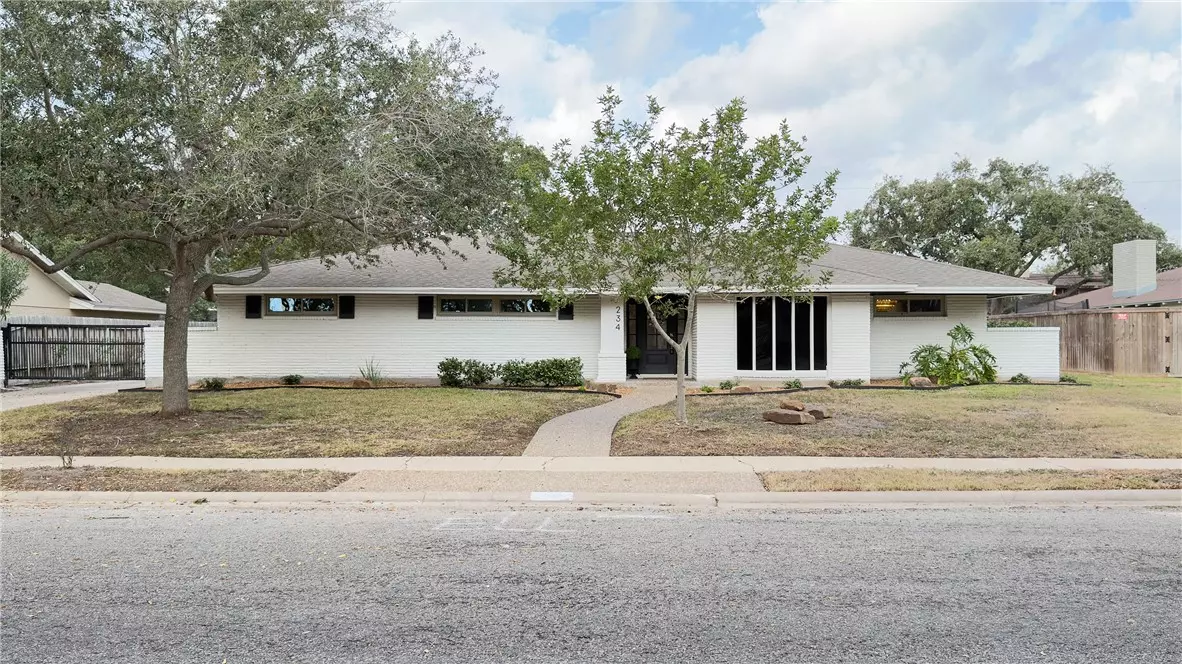 Corpus Christi, TX 78412,234 Cape Henry DR