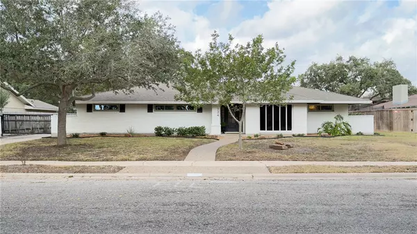 234 Cape Henry DR, Corpus Christi, TX 78412