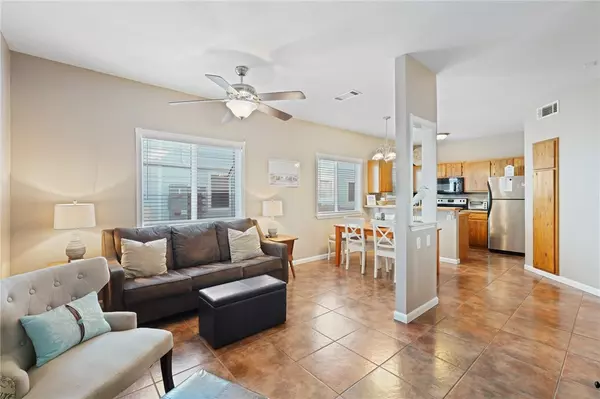 Corpus Christi, TX 78418,15010 Leeward DR #602