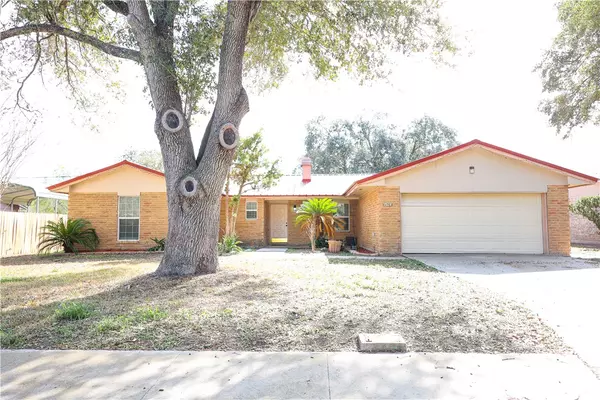 1304 Ebony, Alice, TX 78332