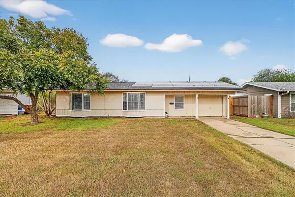 4729 Prinston DR, Corpus Christi, TX 78411