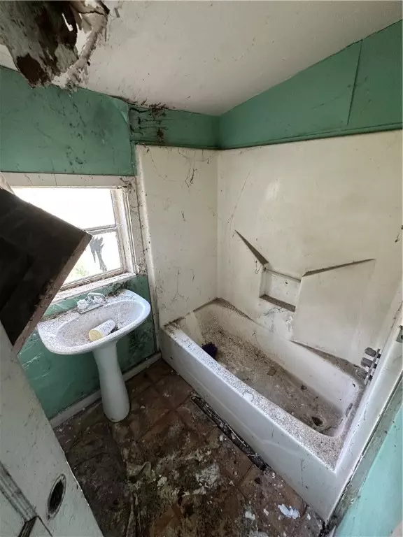 Kingsville, TX 78363,425 E Richard AVE