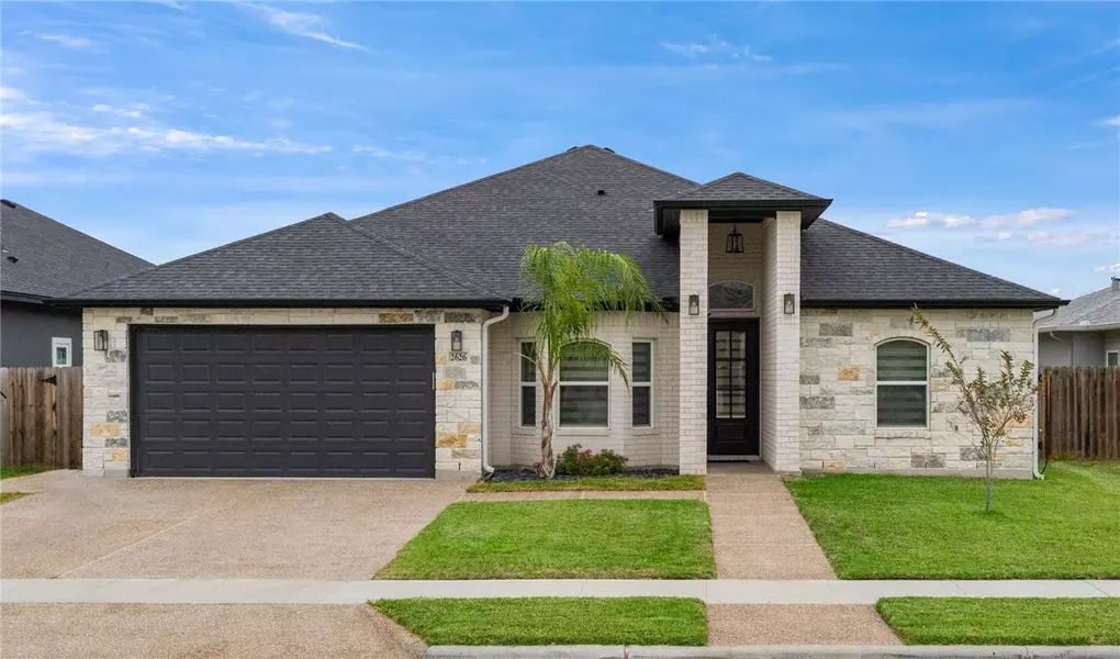 2626 Lannister LN, Corpus Christi, TX 78415