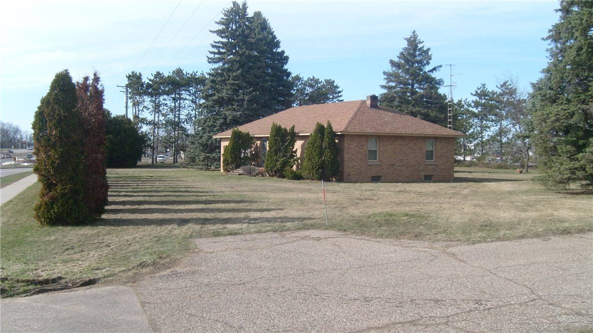 3801 Gateway DR, Eau Claire, WI 54701
