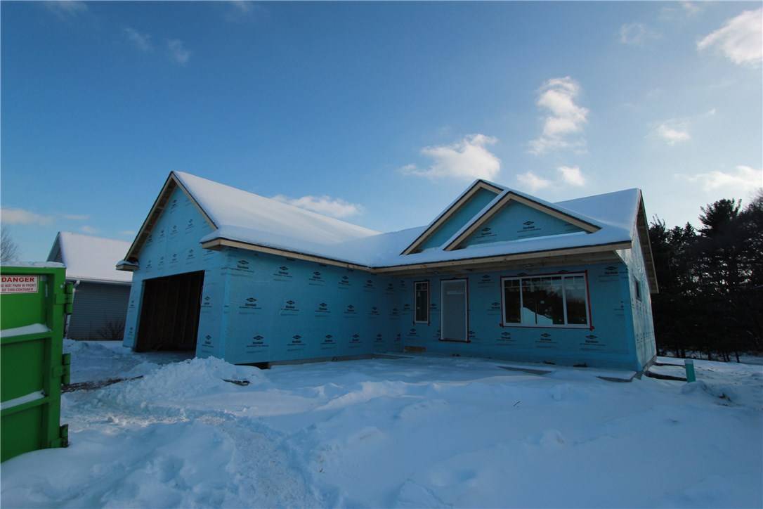 4579 Springfield DR, Eau Claire, WI 54701