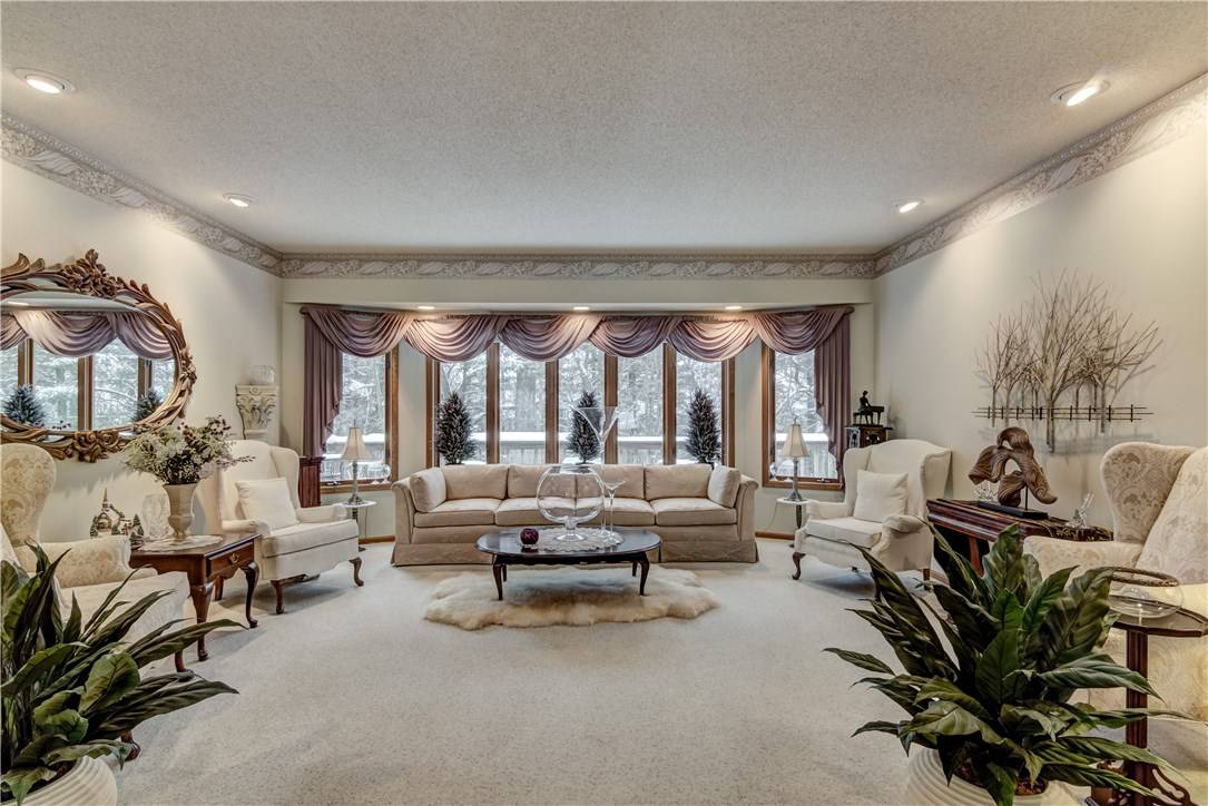 Eau Claire, WI 54701,6255 White Tail DR