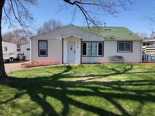 3714 Anderson DR, Eau Claire, WI 54703