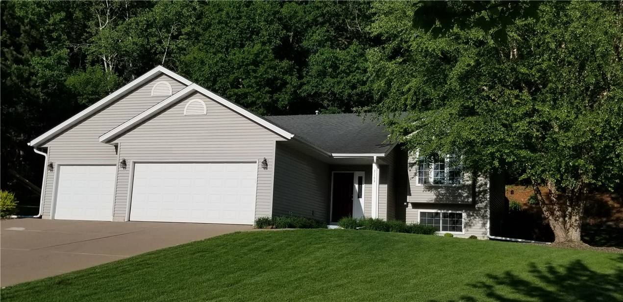 Eau Claire, WI 54703,2103 Bordeaux CT