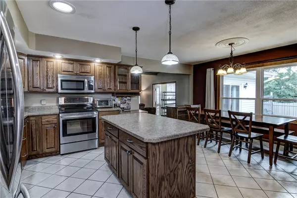 Eau Claire, WI 54701,2225 Henry AVE
