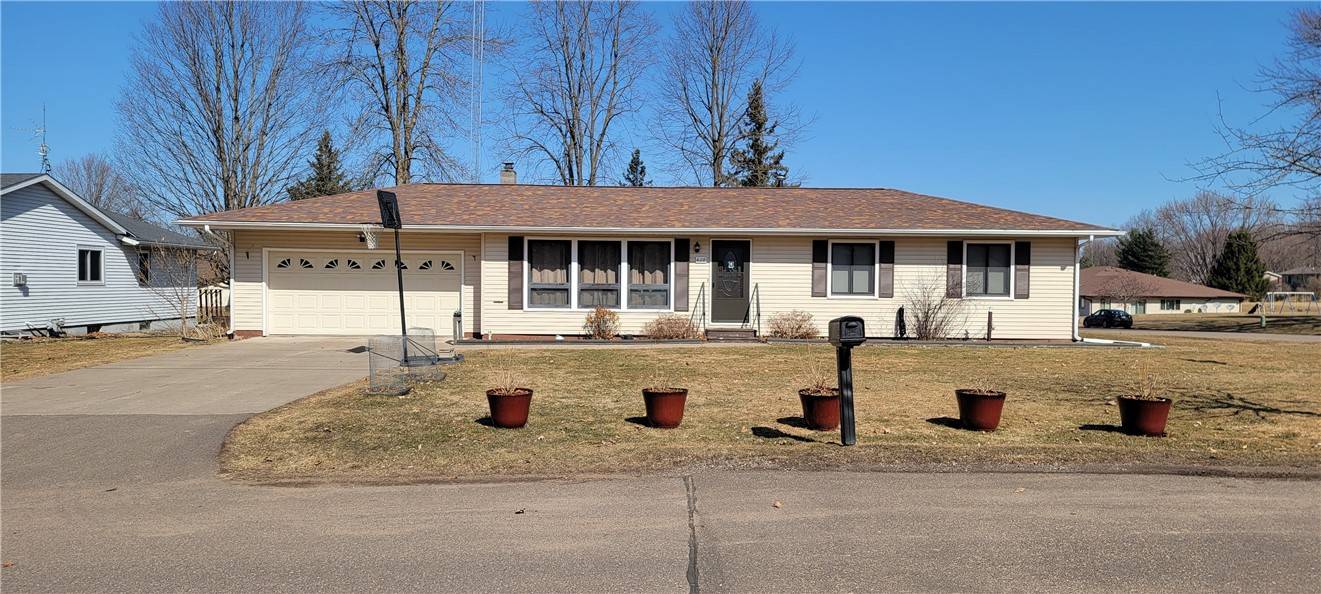 608 Osborne ST, Cornell, WI 54732