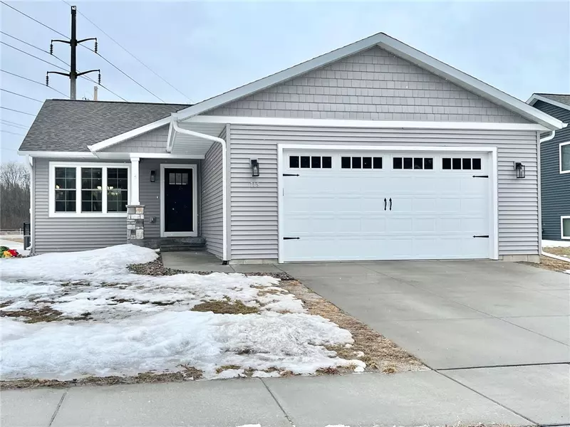 719 Kayson PL, Altoona, WI 54720