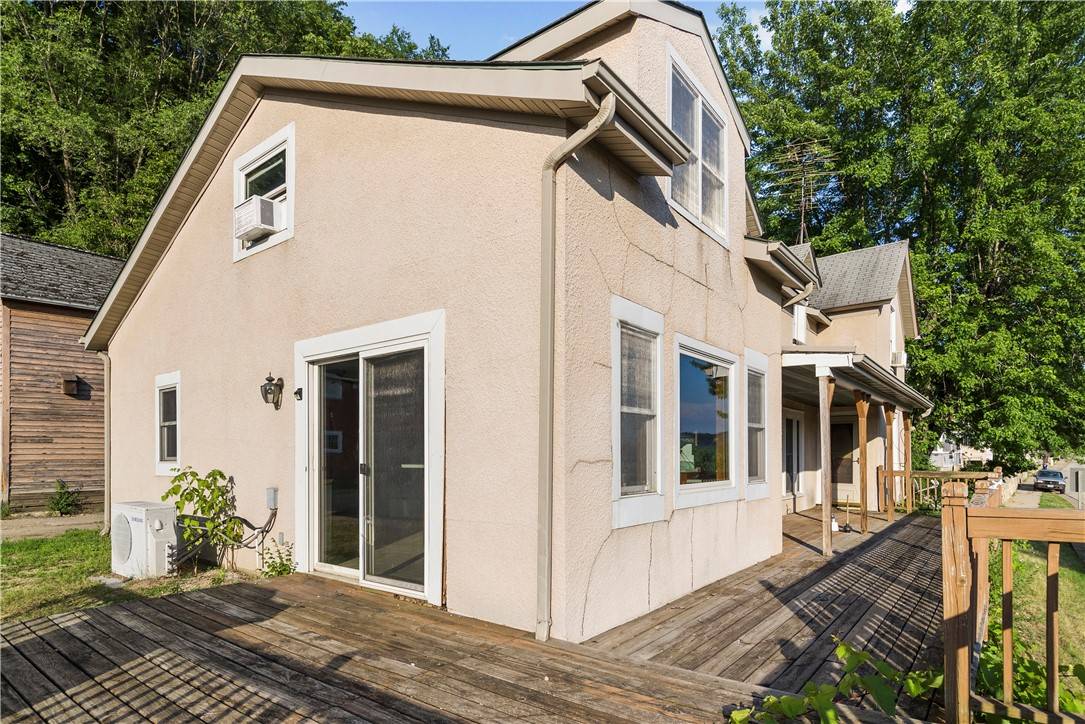 W3470 State Road 35, Maiden Rock, WI 54750