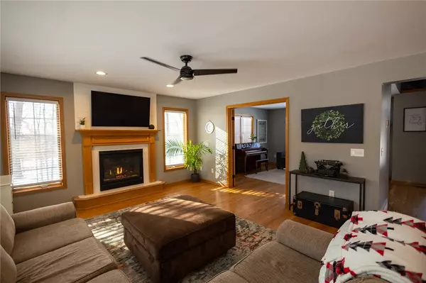 Eleva, WI 54738,S9050 David CT