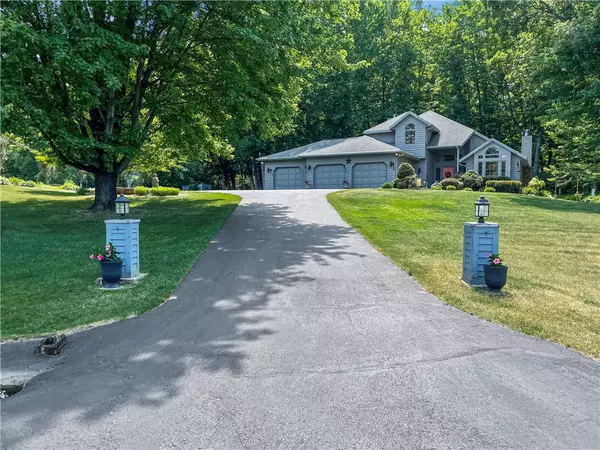 1807 S Highland DR,  Sparta,  WI 54656