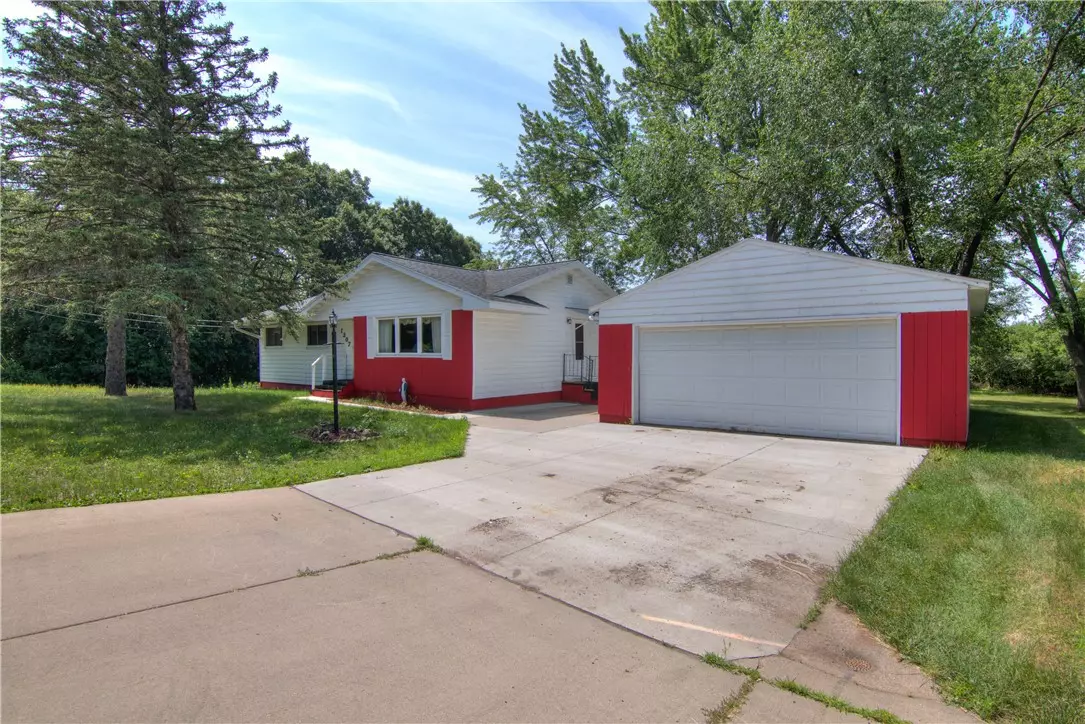 Eau Claire, WI 54703,1307 Cameron ST