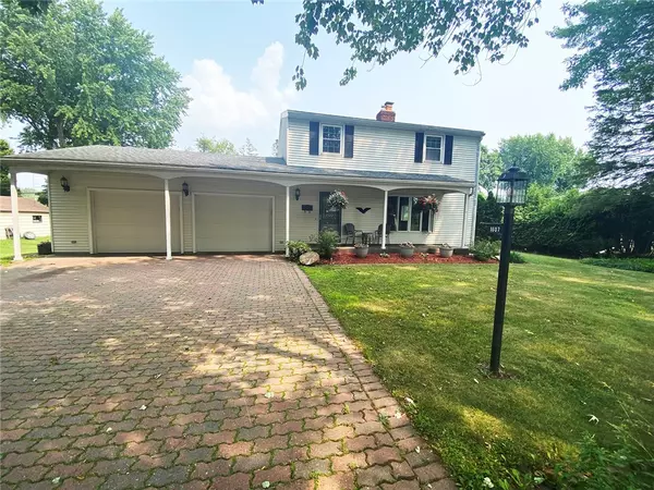 1607 S Palmetto Avenue, Marshfield, WI 54449