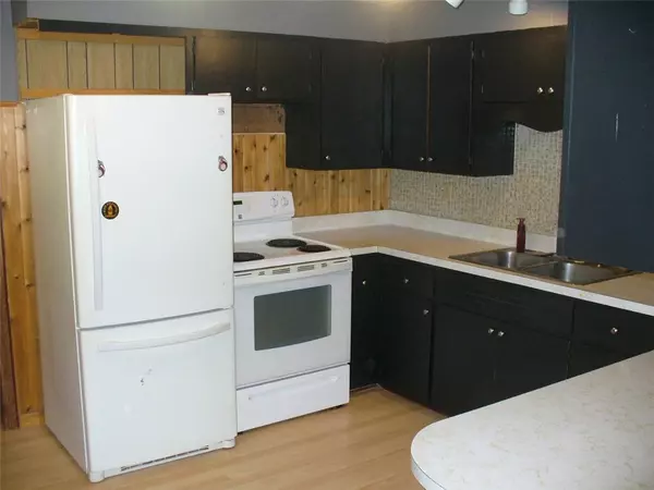 Minong, WI 54859,614 2nd ST