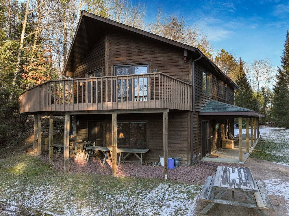 9551 N Hay Creek LN, Hayward, WI 54843