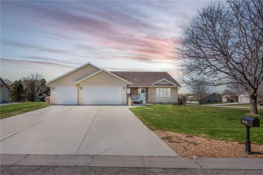 1108 Nordic CIR, Mondovi, WI 54755