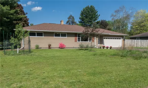 2705 Agnes ST, Eau Claire, WI 54701
