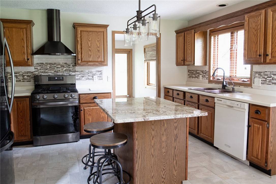 Eau Claire, WI 54701,3305 Nimitz ST