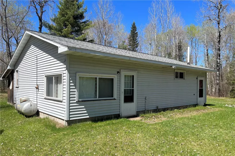 61017 Day Acres RD, Clam Lake, WI 54517