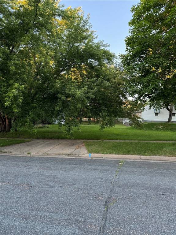 Altoona, WI 54720,1422 Daniels AVE