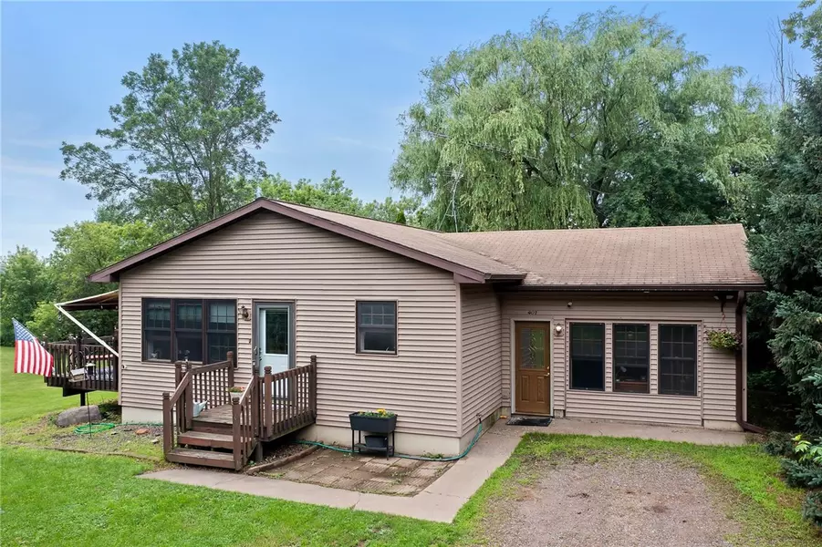 401 Pershing ST S, Clayton, WI 54004
