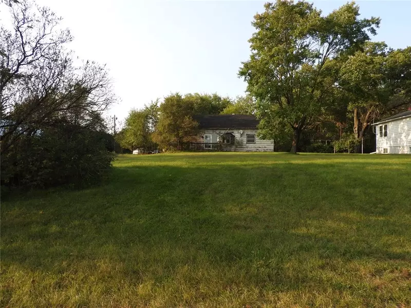 1013 W Main ST, Augusta, WI 54722