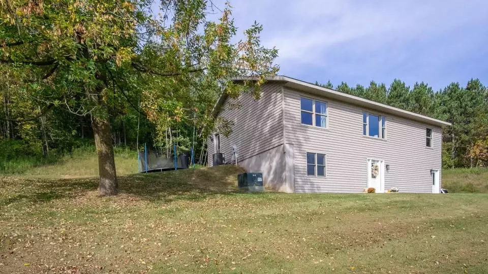 E3550 1130th AVE, Boyceville, WI 54725