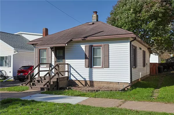 216 W 3rd ST N, Ladysmith, WI 54848