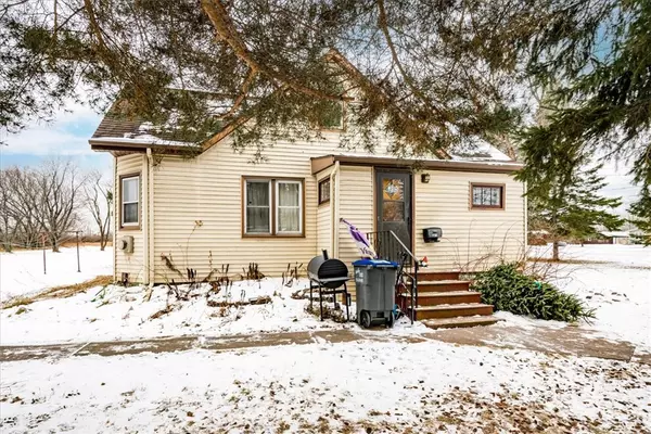 Superior, WI 54880,1118 19th AVE E